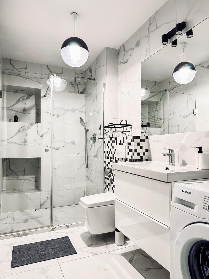 Cozy Apartment In Old Chocolate Factory คราคูฟ ภายนอก รูปภาพ