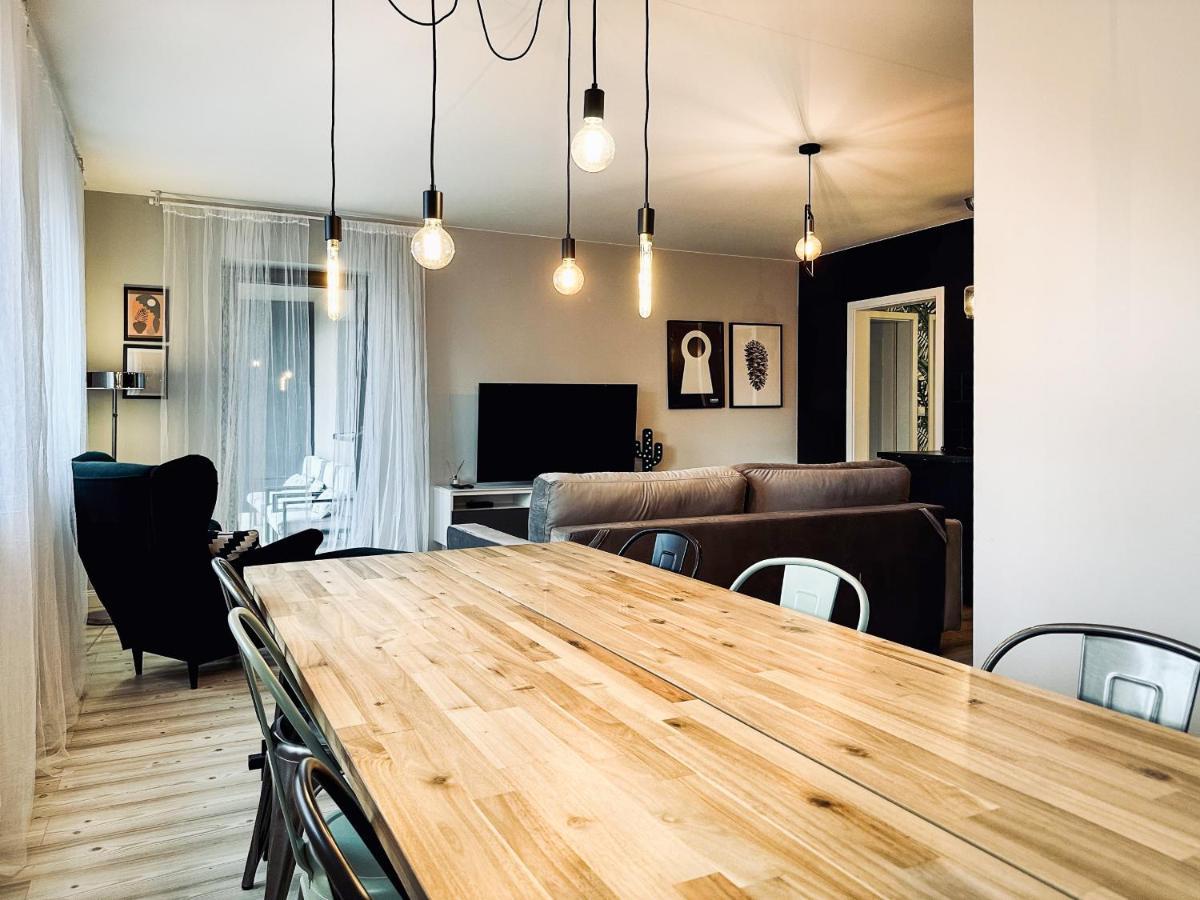 Cozy Apartment In Old Chocolate Factory คราคูฟ ภายนอก รูปภาพ