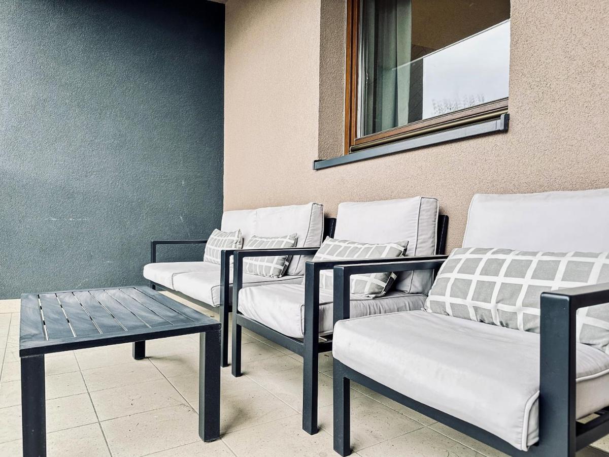 Cozy Apartment In Old Chocolate Factory คราคูฟ ภายนอก รูปภาพ